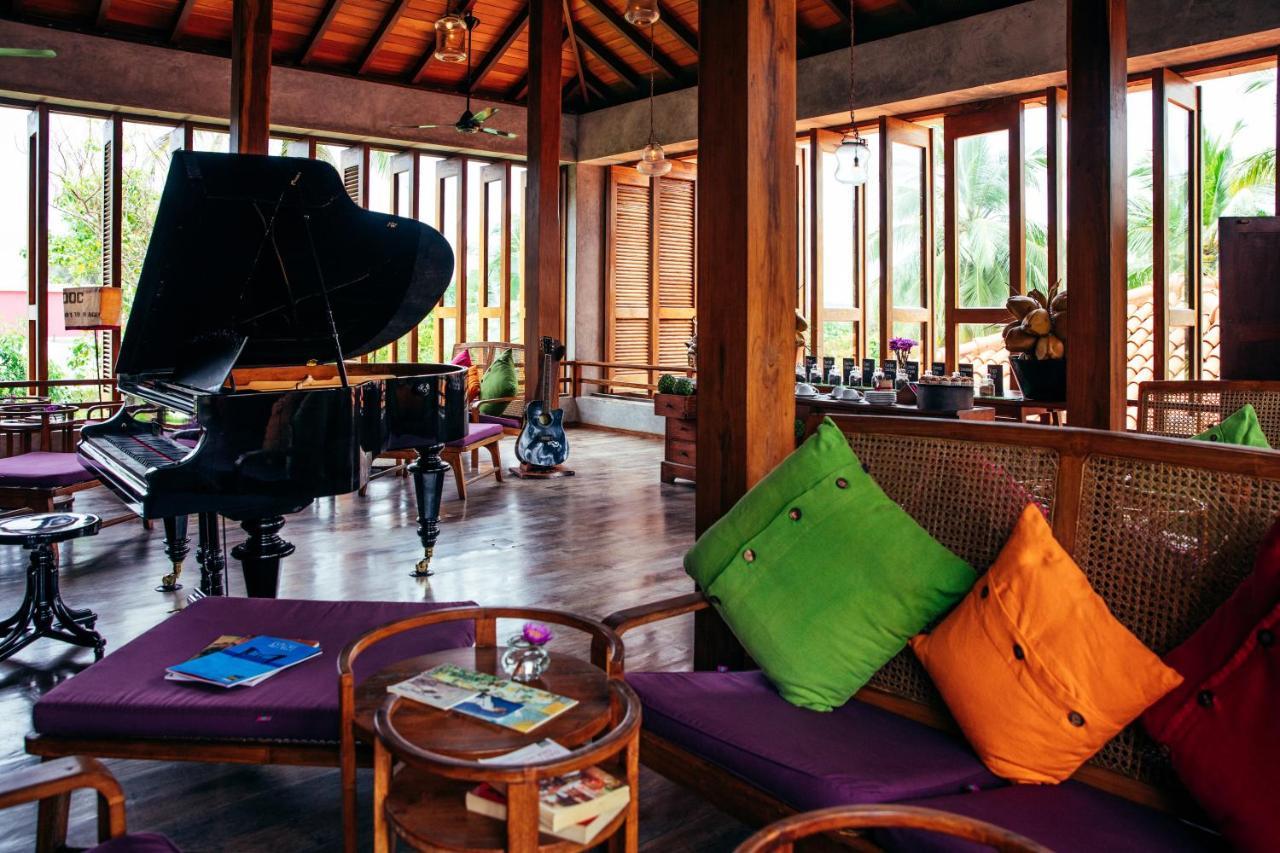 Utmt - Underneath The Mango Tree Spa & Beach Resort Діквелла Екстер'єр фото