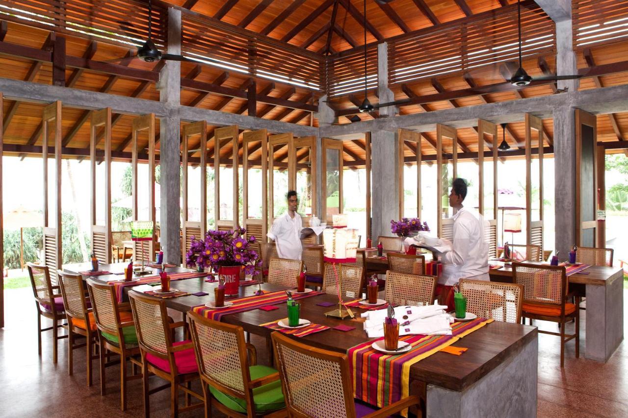 Utmt - Underneath The Mango Tree Spa & Beach Resort Діквелла Екстер'єр фото