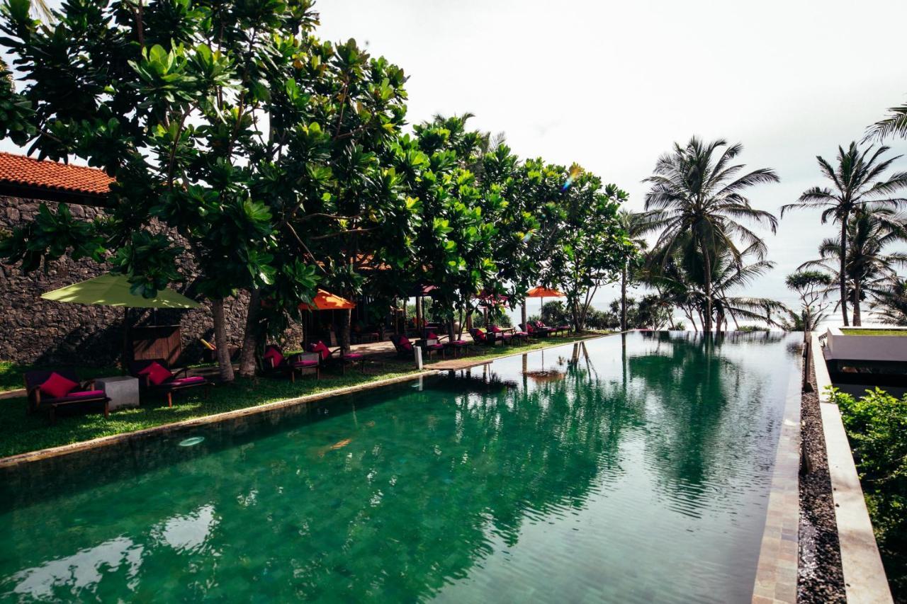 Utmt - Underneath The Mango Tree Spa & Beach Resort Діквелла Екстер'єр фото