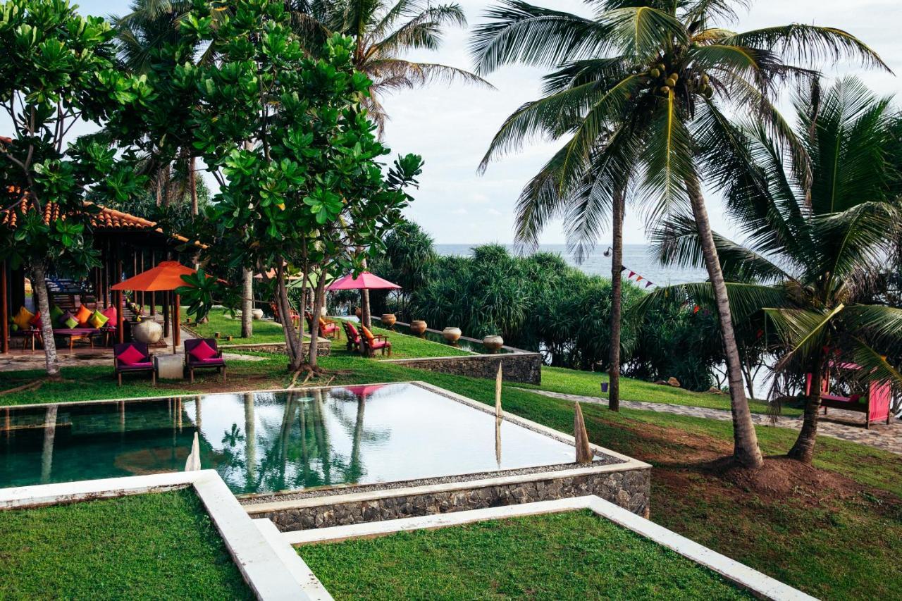 Utmt - Underneath The Mango Tree Spa & Beach Resort Діквелла Екстер'єр фото