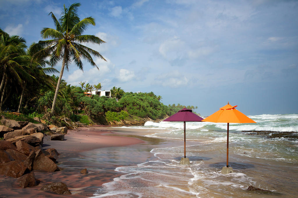 Utmt - Underneath The Mango Tree Spa & Beach Resort Діквелла Екстер'єр фото